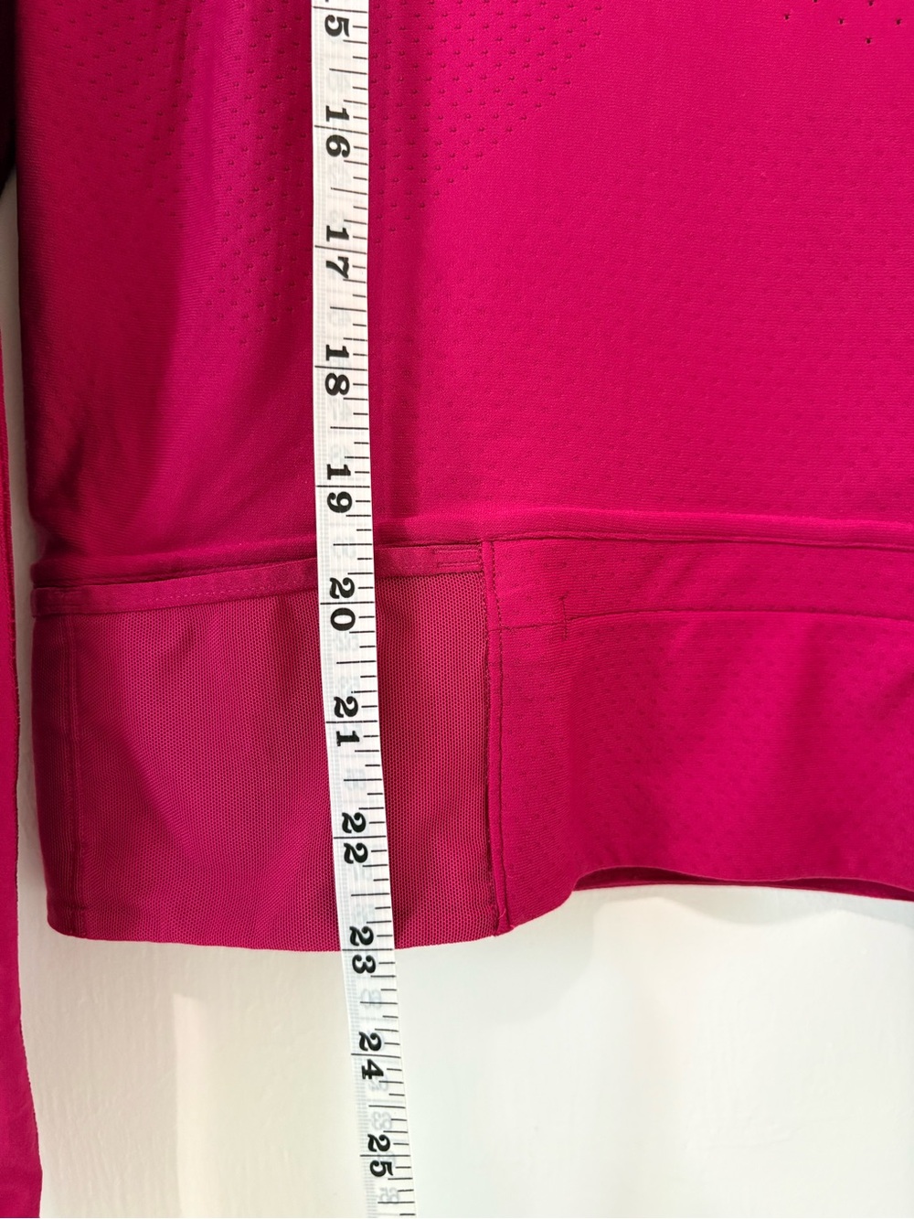 Lululemon SenseKnit Composite Running Jacket Size 6 Pomegranate EUC - Picture 12 of 14